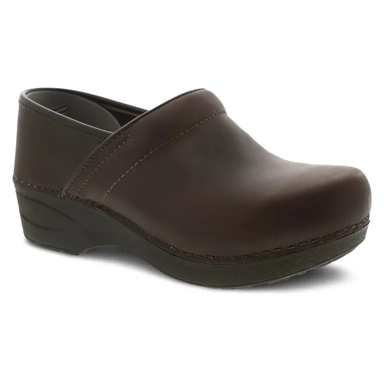 Dansko Women's XP 2.0 Clog - Brown Waterproof