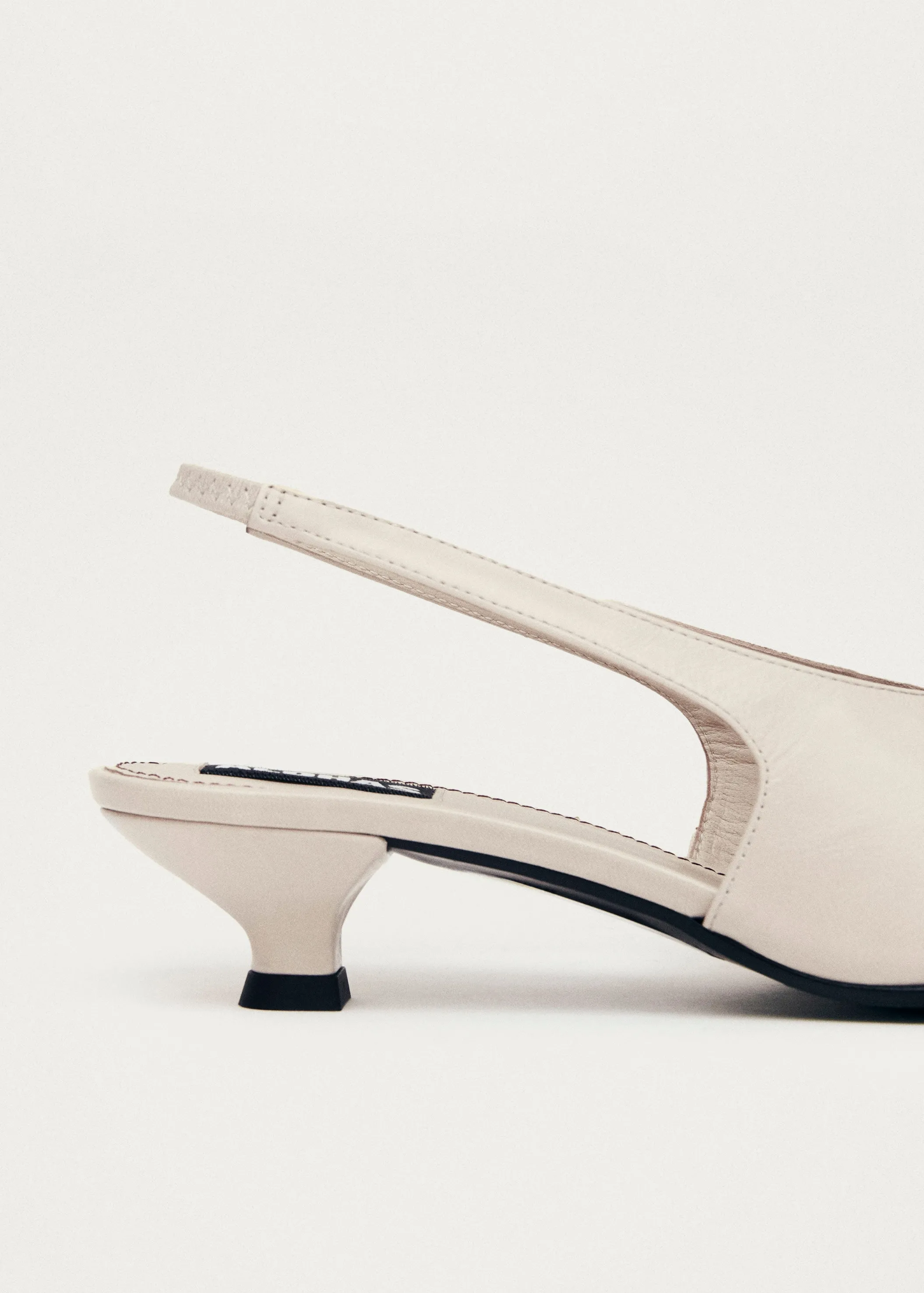 Eros Cream Leather Pumps