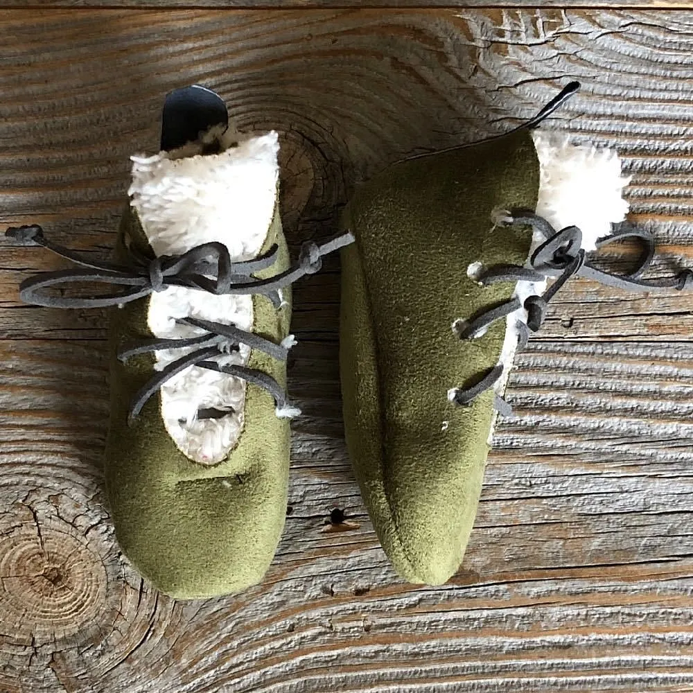 green furry booties mocs 0-6m