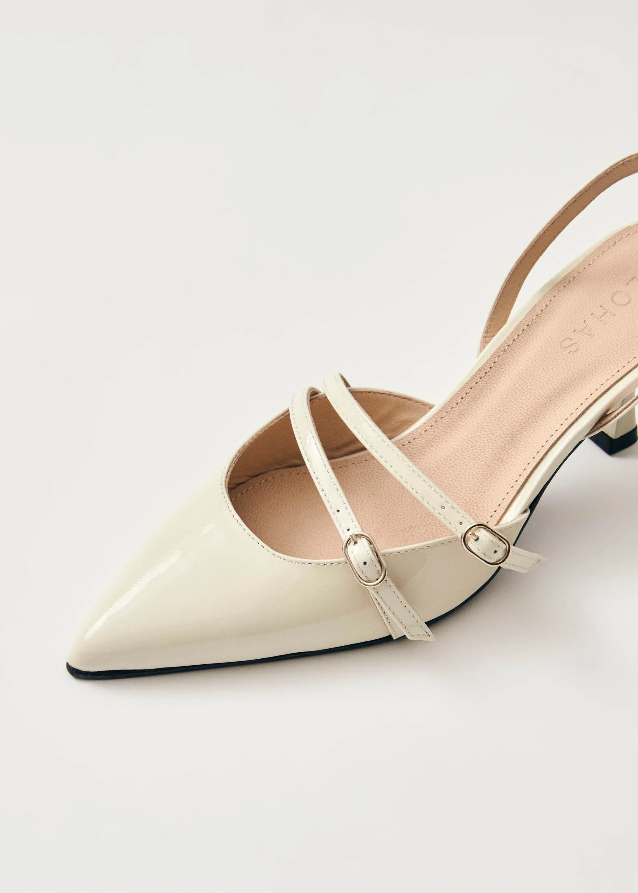 Joelle Onix Cream Leather Pumps