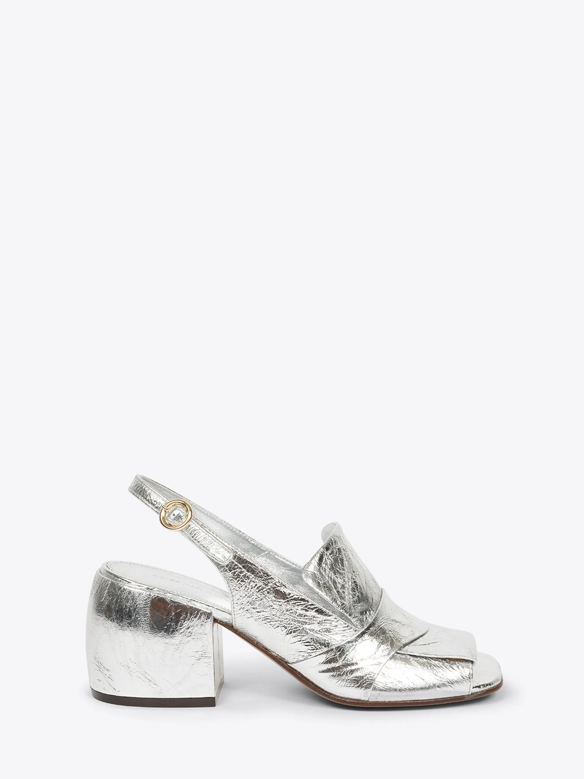 Metallic leather pumps