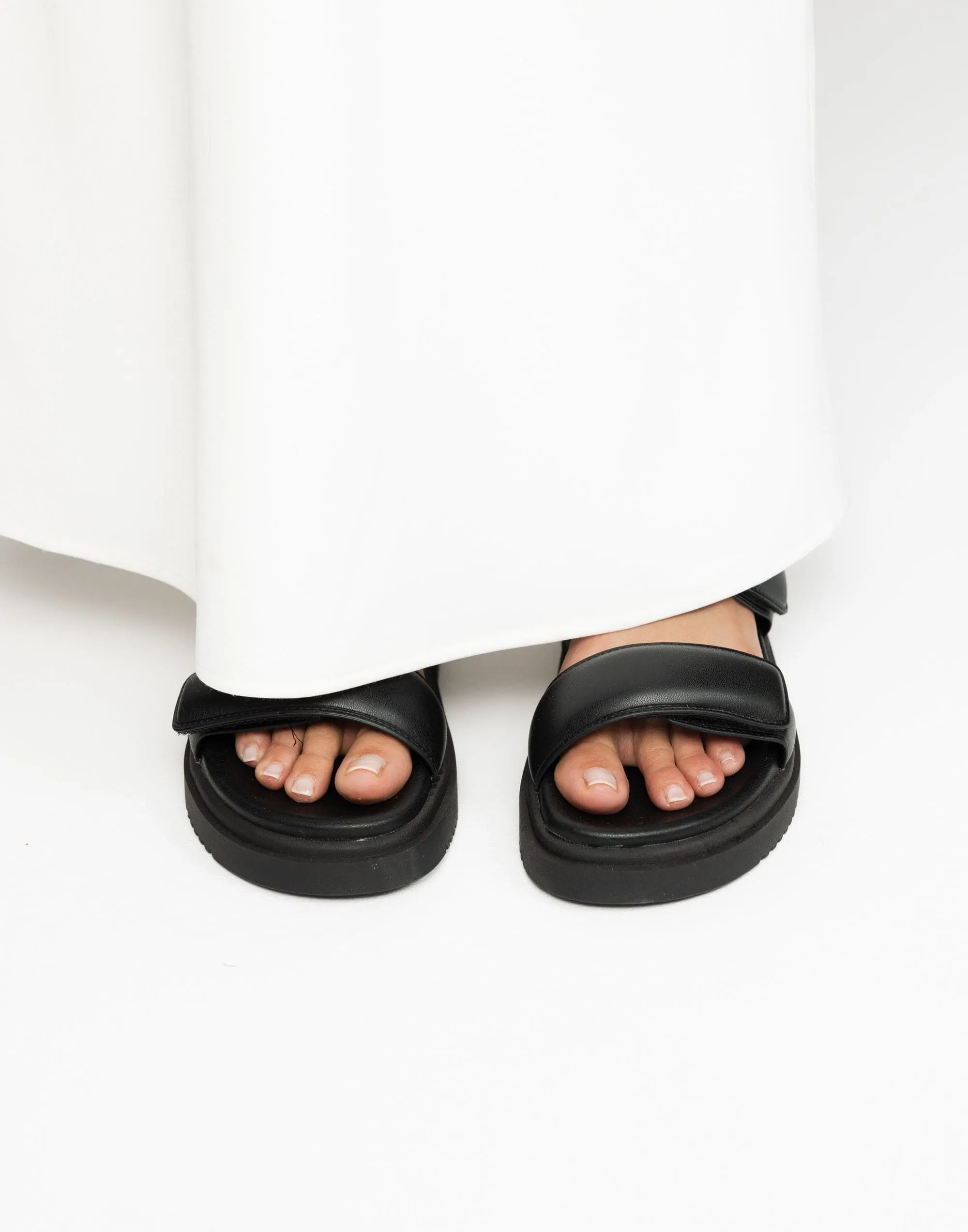 Pivot Slides (Black) - By Therapy