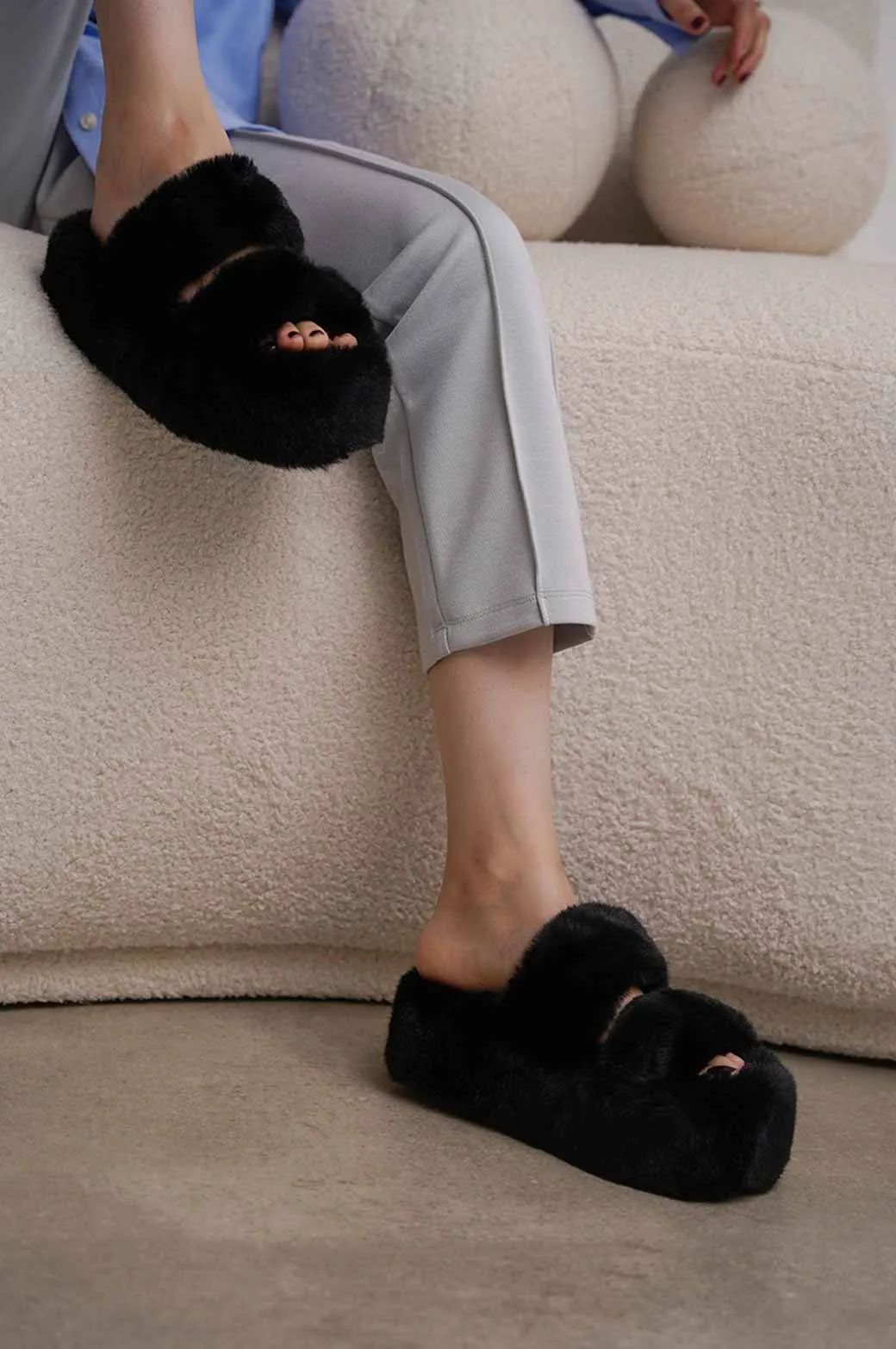 PLATFORM FUR SLIDES