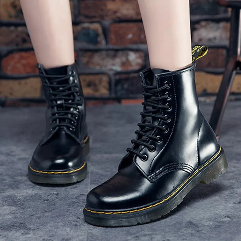 Women Flat Heel  Black Combat Boots Round Toe Flatform Lace Up Women's Motorcycle Boots