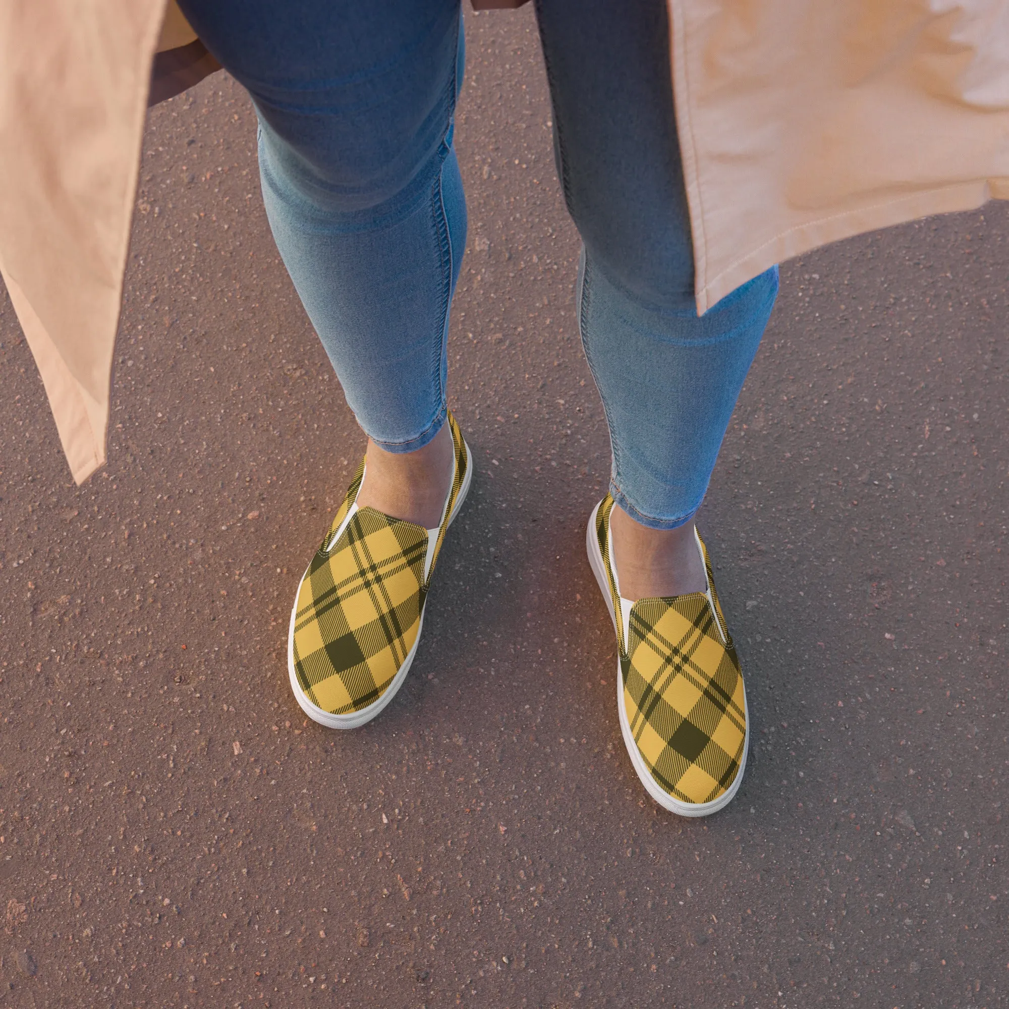 Yellow Plaid Print Women's Sneakers, Plaid Print Women’s Slip-On Canvas Shoes (US Size: 5-12)